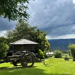 Complejo Rural Lar De Vies
