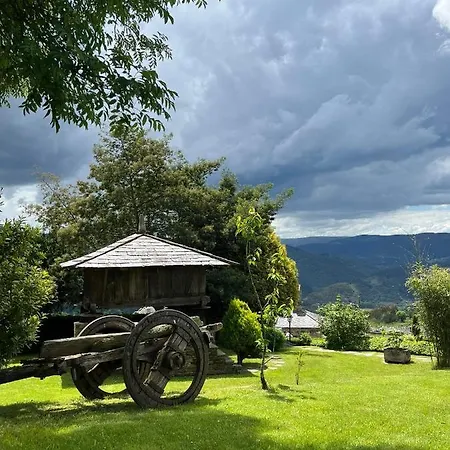 Complejo Rural Lar De Vies