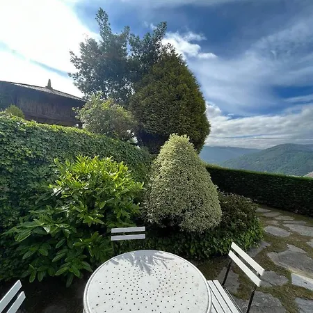 Complejo Rural Lar De Vies Country house *