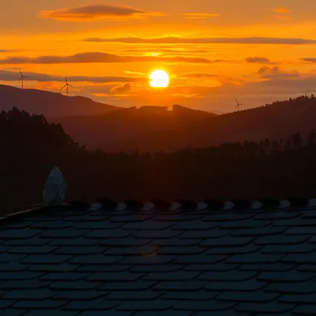 Complejo Rural Lar De Vies Landhaus A Pontenova