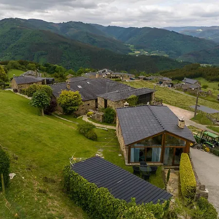 Landhaus Complejo Rural Lar De Vies A Pontenova