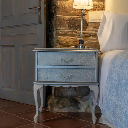 Complejo Rural Lar De Vies * A Pontenova