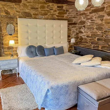 Complejo Rural Lar De Vies Casa di campagna