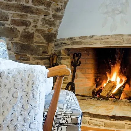 Complejo Rural Lar De Vies * A Pontenova